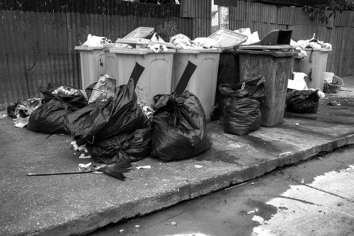 Commercial waste removal services in Wood Green